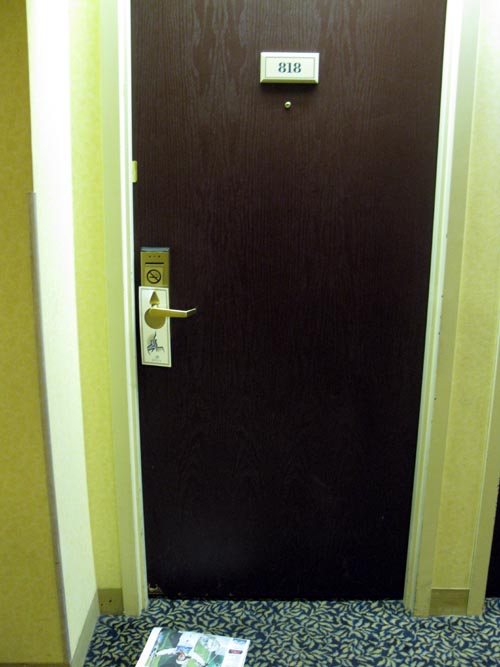 Room 818, Delta Montréal, 475, Avenue President Kennedy, Montréal, Québec, Canada