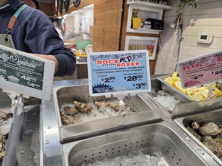 La Bo&icirc;te aux Hu&icirc;tres, March&eacute; Jean-Talon, Montr&eacute;al, Canada, April 6, 2026
