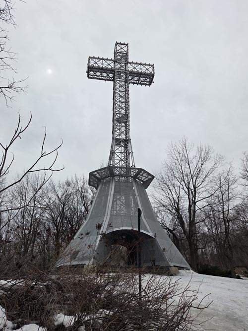 Mount Royal Cross, Parc du Mont-Royal/Mount Royal Park, Montréal, Canada, April 4, 2026