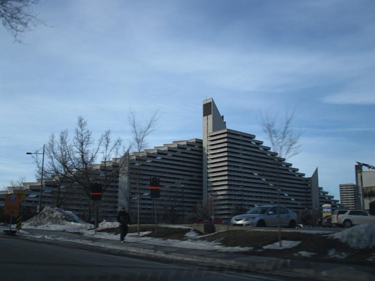 Olympic Village, Parc Olympique/Olympic Park, Montréal, Québec, Canada