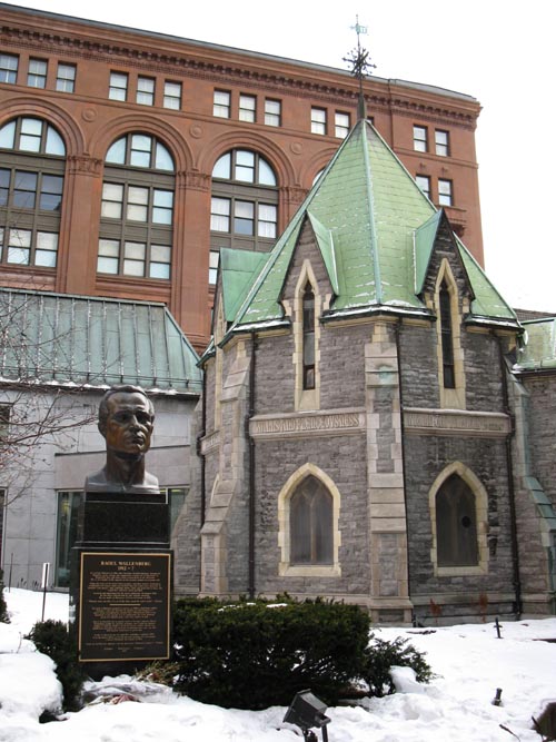 Raoul Wallenberg Bust, Wallenberg Square, Montréal, Québec, Canada