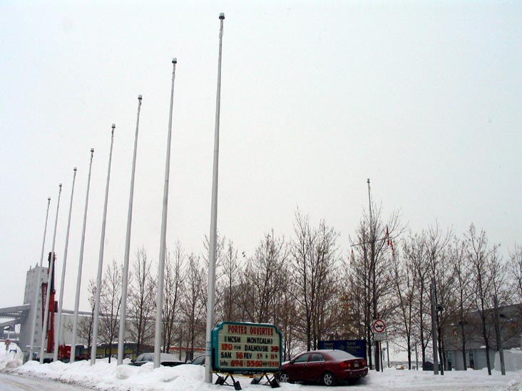 Rue Dalhousie, Louise Basin/Bassin Louise, Québec City, Canada