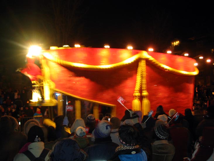 Night Parade, Grande Allée, Carnaval de Québec (Quebec Winter Carnival), Québec City, Canada, February 16, 2008, 9:17 p.m.