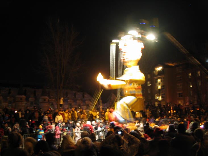 Night Parade, Grande Allée, Carnaval de Québec (Quebec Winter Carnival), Québec City, Canada, February 16, 2008, 9:21 p.m.