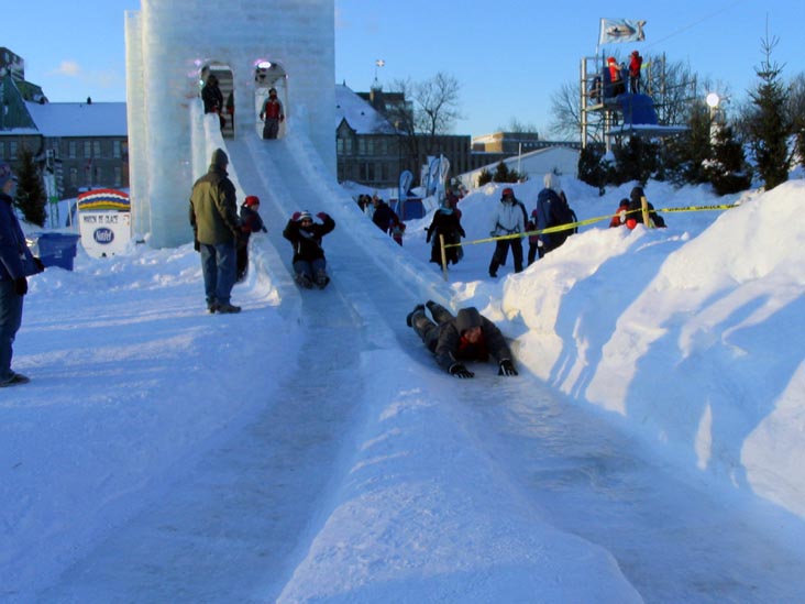 Natrel Ice Tower (Maison de glace Natrel), Place Desjardins, Carnaval de Québec (Quebec Winter Carnival), Québec City, Canada