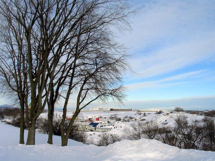Sleigh Ride (Promenade en carriole), Place Desjardins, Carnaval de Québec (Quebec Winter Carnival), Québec City, Canada
