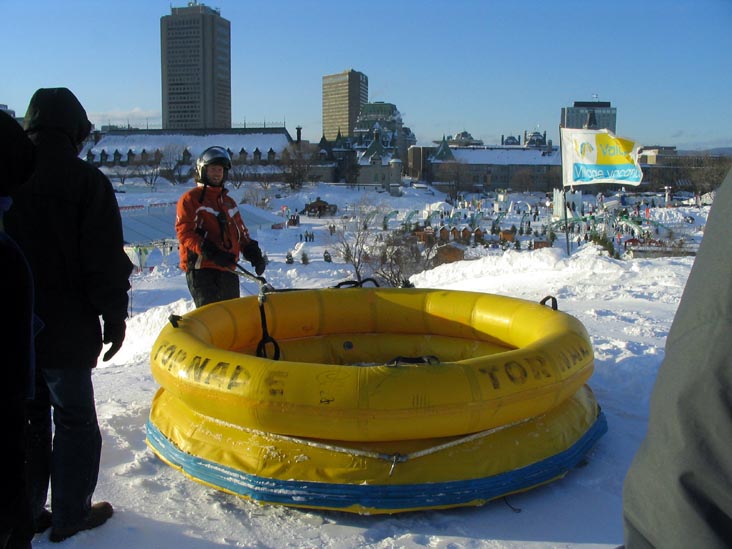 Tornade, Snow Rafting (Rafting sur neige), Place Desjardins, Carnaval de Québec (Quebec Winter Carnival), Québec City, Canada