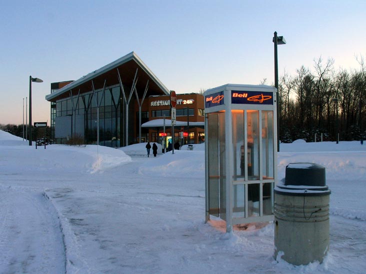 Rest Stop, Autoroute 20, Near Exit 311, Québec, Canada