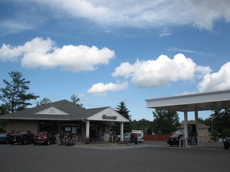 Stewart's, 5478 State Route 23A, Haines Falls, New York