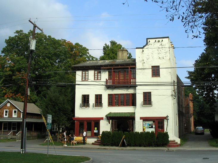 Colony Arts Center, 22 Rock City Road, Woodstock, New York