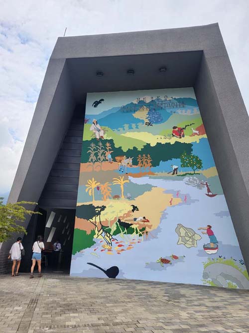 Museo Casa de la Memoria, Calle 51 #36–66, Parque Bicentenario, Medellín, Colombia, July 12, 2022