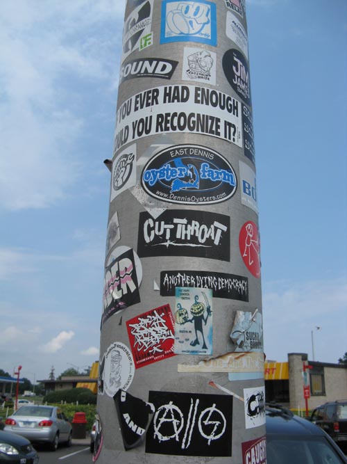 Interstate 95 Northbound Service Plaza, Fairfield, Connecticut, July 2, 2009
