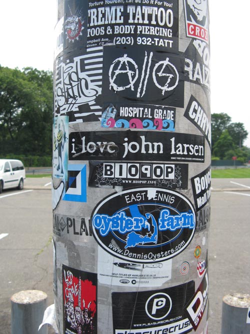 Interstate 95 Northbound Service Plaza, Fairfield, Connecticut, July 2, 2009