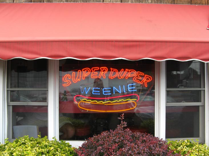 Super Duper Weenie, 306 Black Rock Turnpike, Fairfield, Connecticut