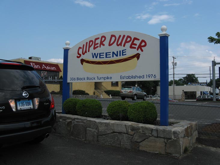 Super Duper Weenie, 306 Black Rock Turnpike, Fairfield, Connecticut