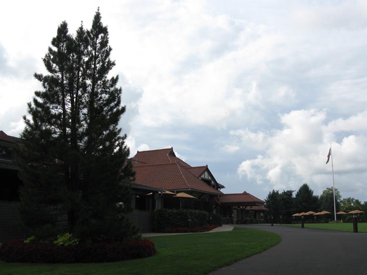 New Haven Country Club, 160 Hartford Turnpike, Hamden, Connecticut