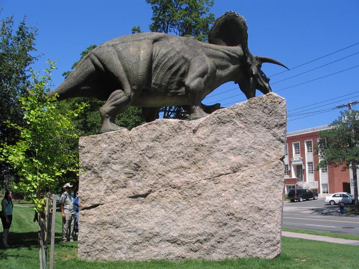 Torosaurus Latus Sculpture, Yale Peabody Museum, 170 Whitney Avenue, New Haven, Connecticut, July 14, 2006
