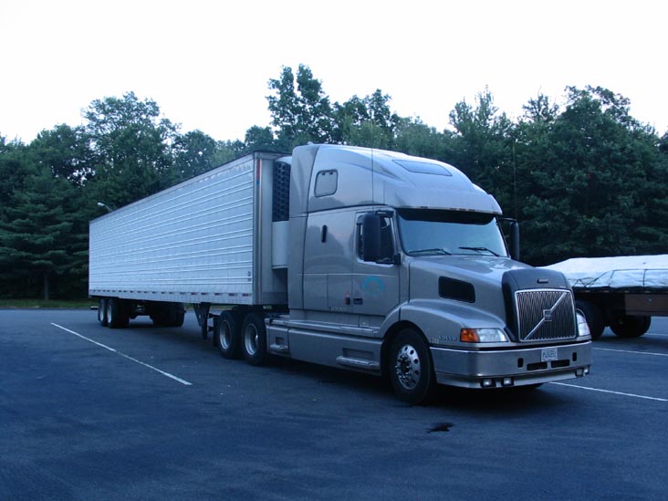 Truck, Wallingford Rest Area, Interstate 91, Connecticut