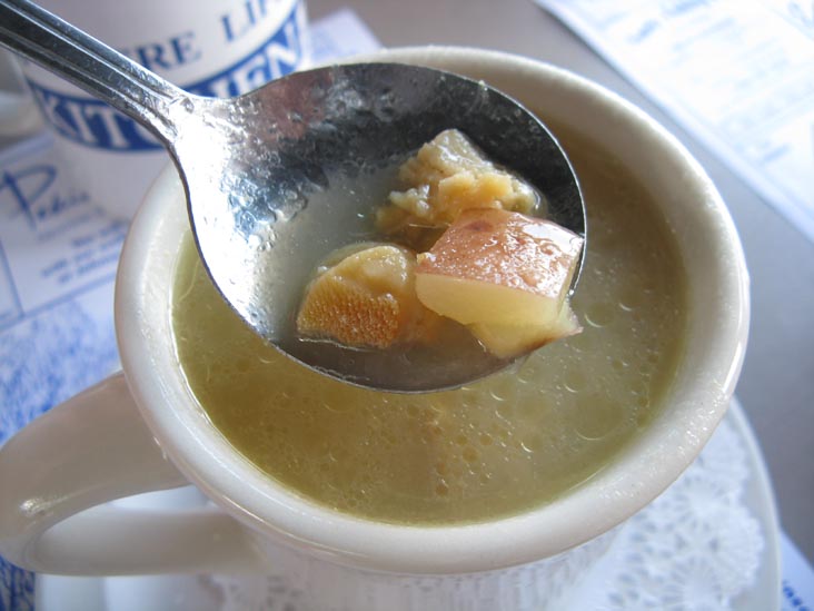 Chowder, Kitchen Little, 135 Greenmanville Avenue, Mystic, Connecticut