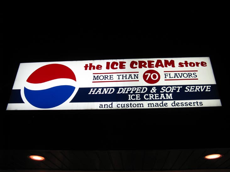 The Ice Cream Store, 6 Rehoboth Avenue, Rehoboth Beach, Delaware