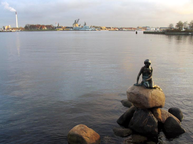 The Little Mermaid (Den Lille Havfrue), Langelinie, Copenhagen, Denmark, November 16, 2007