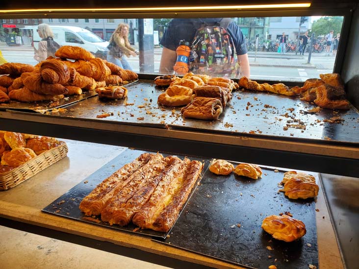 Lagkagehuset, Torvegade 45, Christianshavn, Copenhagen, Denmark, July 23, 2025