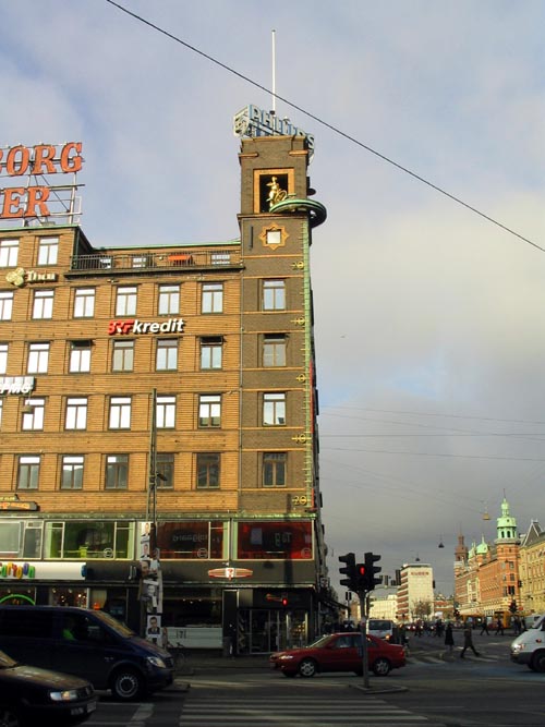 Thermometer, Rådhuspladsen (City Hall Square), Copenhagen, Denmark, November 16, 2007