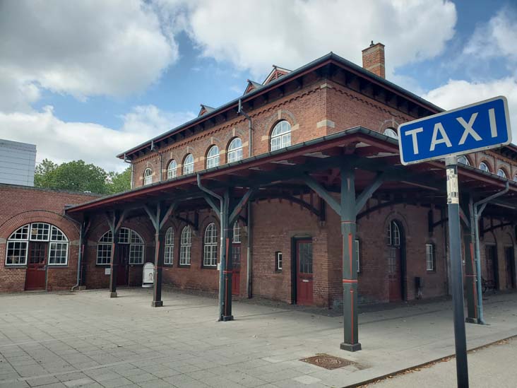Vedbæk Station, Vedbæk, Denmark, July 26, 2025