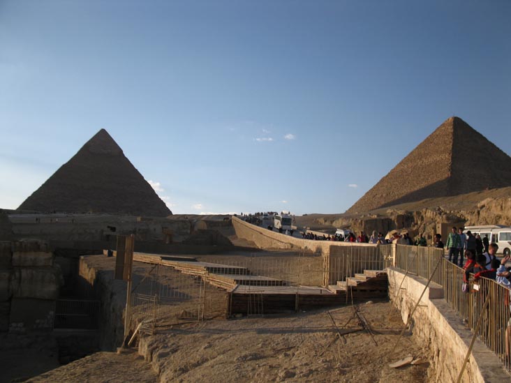 Pyramid of Khafre and Great Pyramid of Giza, Giza Pyramid Complex, Cairo, Egypt