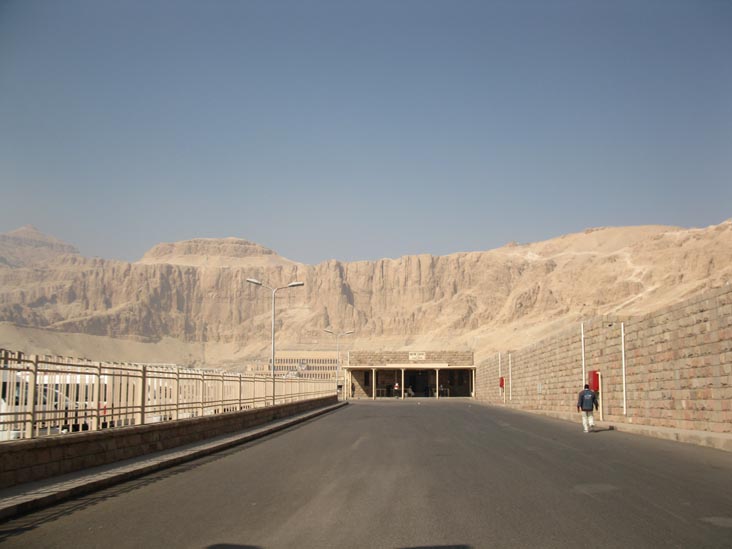 Deir el-Bahari, West Bank, Luxor, Egypt
