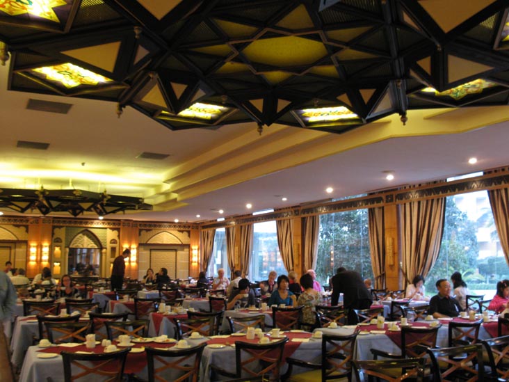 Pyramisa Isis Hotel & Suites Luxor, Khaled Ibn El Waild Street, Luxor, Egypt