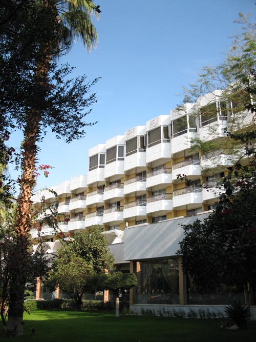 Pyramisa Isis Hotel & Suites Luxor, Khaled Ibn El Waild Street, Luxor, Egypt