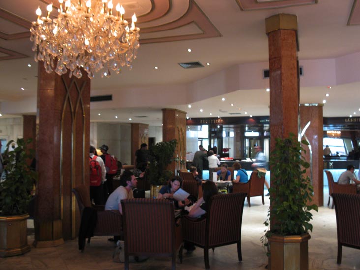 Pyramisa Isis Hotel & Suites Luxor, Khaled Ibn El Waild Street, Luxor, Egypt