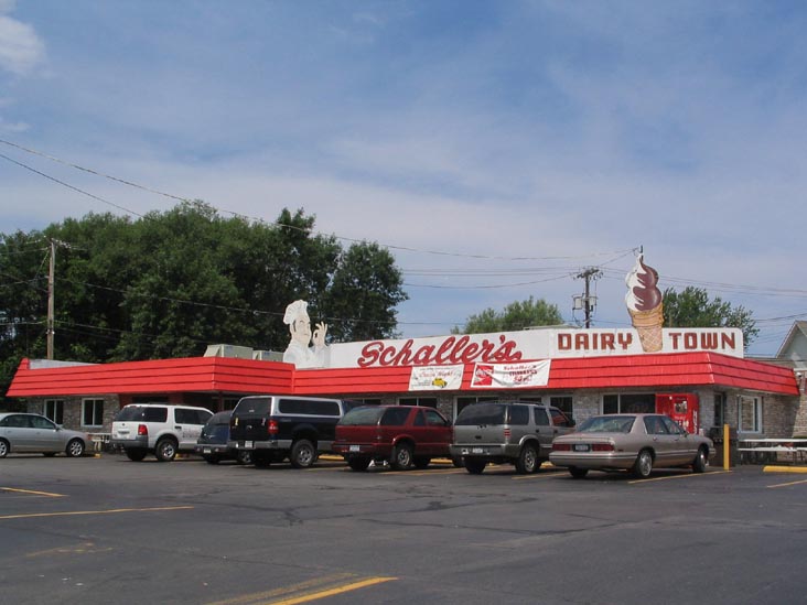 Schaller's Drive-In, 965 Edgemere Drive, Rochester, New York