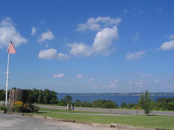 Seneca Lake, Fox Run Vineyards, 670 Route 14, Penn Yan, New York