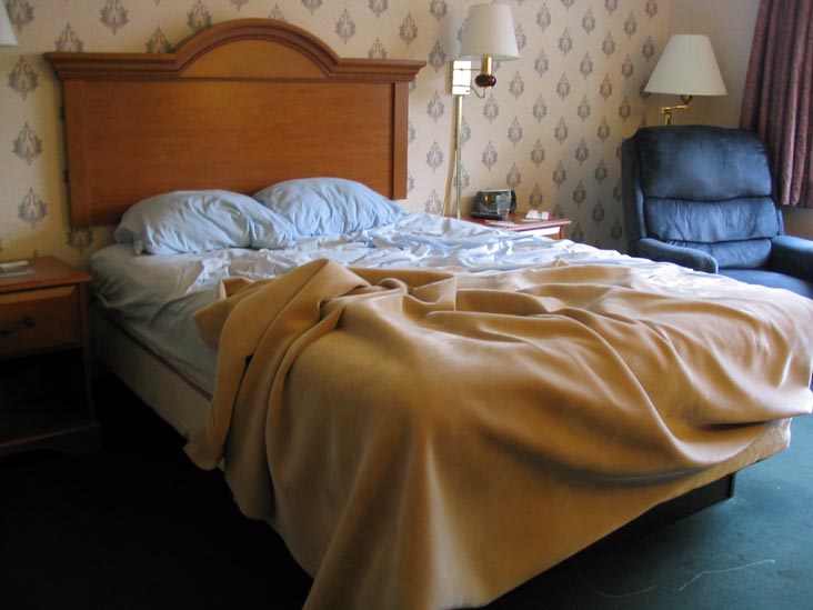 Econo Lodge University, 454 James Street, Room 118, Syracuse, New York, October 9, 2004