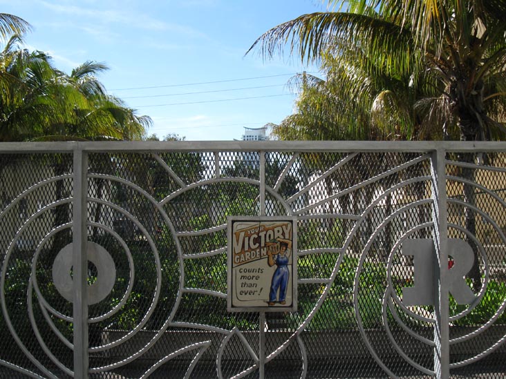 West Side of Collins Avenue Between 2nd and 3rd Streets, South Beach, Miami, Florida