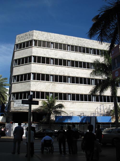 Lincoln Road and Washington Avenue, SE Corner, South Beach, Miami, Florida