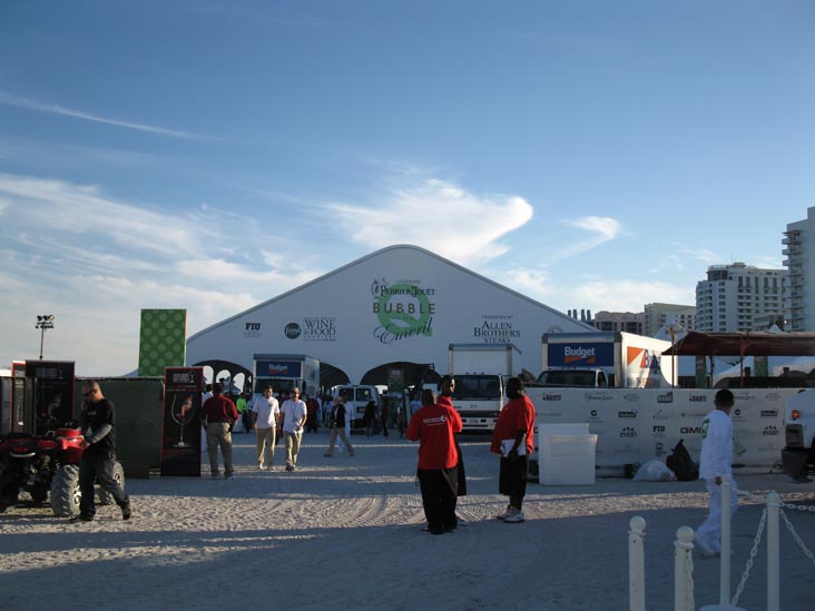 Bubble Q Tent, South Beach Wine & Food Festival, South Beach, Miami, Florida, February 26, 2010