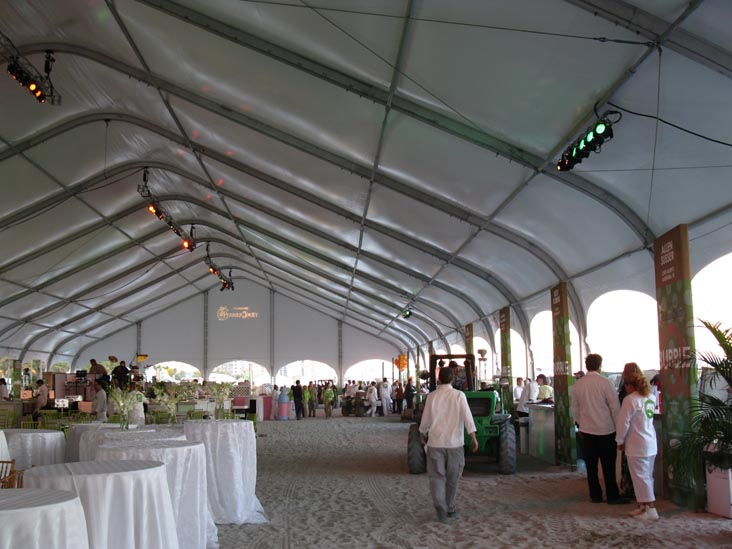 Bubble Q, South Beach Wine & Food Festival, South Beach, Miami, Florida, February 26, 2010