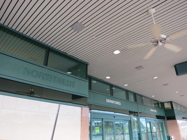 Sarasota-Bradenton International Airport, Sarasota, Florida, November 11, 2012