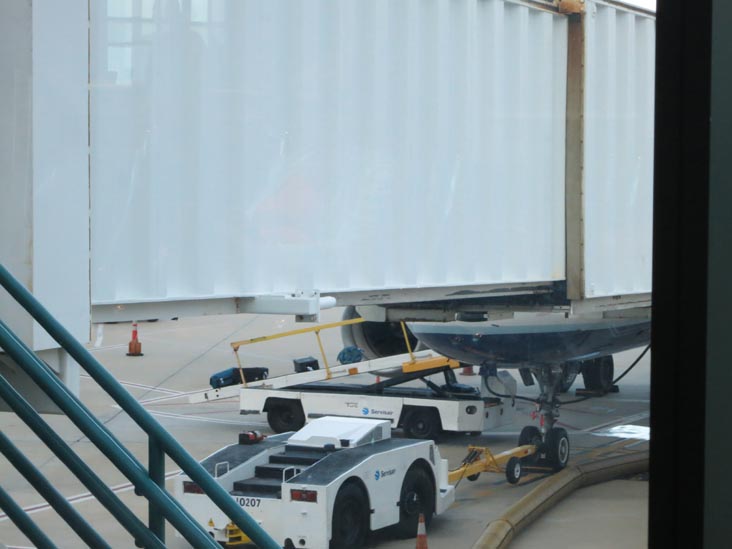 Sarasota-Bradenton International Airport, Sarasota, Florida, November 9, 2013