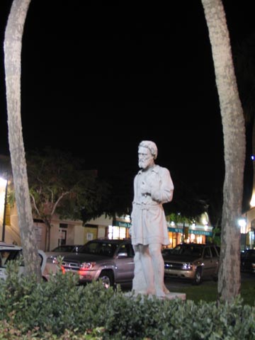 St. Armands Circle, Sarasota, Florida, November 11, 2004