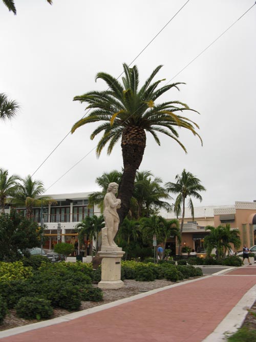 St. Armands Circle, Sarasota, Florida, November 10, 2009