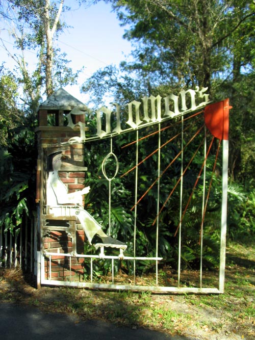 Gate, Solomon's Castle, 4533 Solomon Road, Ona, Florida, November 10, 2007