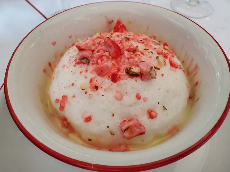 Île Flottante aux Pralines Roses, Bouillon Pigalle, Paris, France, July 15, 2025