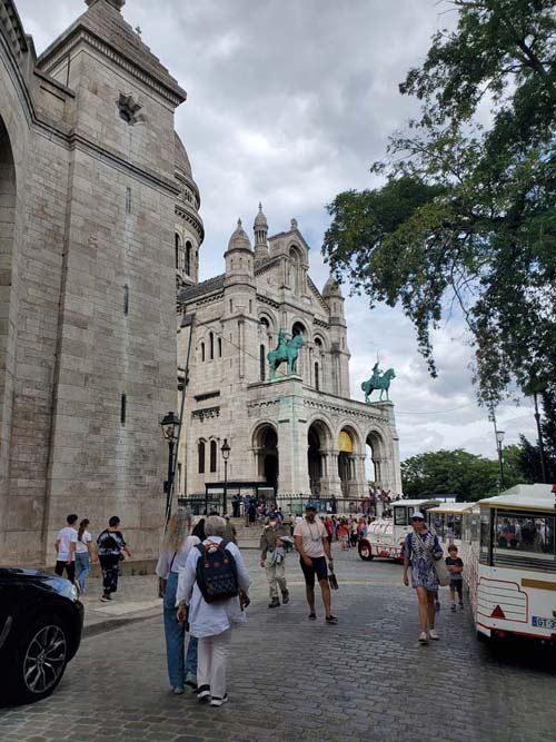 Basilique du Sacré-Cœur de Montmartre (Basilica of the Sacred Heart), Montmartre, 18e Arrondissement, Paris, France, July 15, 2025