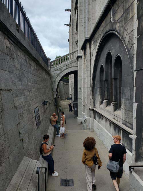 Basilique du Sacré-Cœur de Montmartre (Basilica of the Sacred Heart), Montmartre, 18e Arrondissement, Paris, France, July 15, 2025