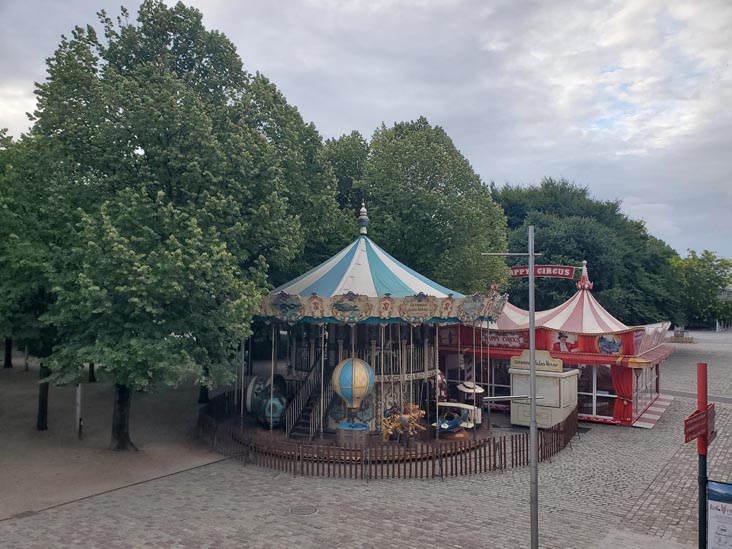 Parc de la Villette, Paris, France, July 16, 2025