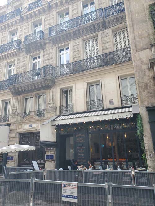 Bistrot Richelieu, 45 Rue de Richelieu, 1er Arrondissement, Paris, France, July 18, 2025